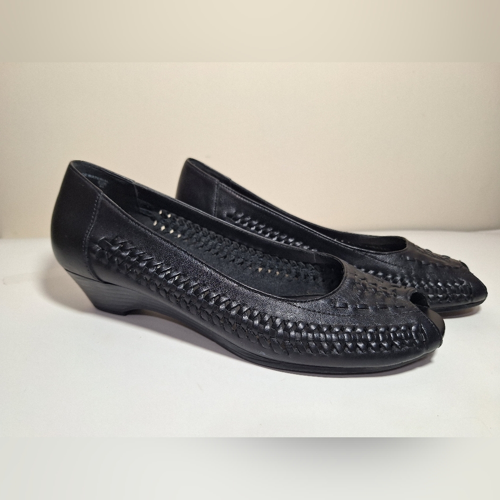Vintage Covington Woven Leather Peep Toe Wedges | Black Comfort Shoes | Size 8M